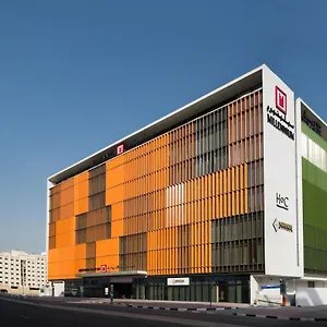 מלון Millennium Al Barsha, דובאי